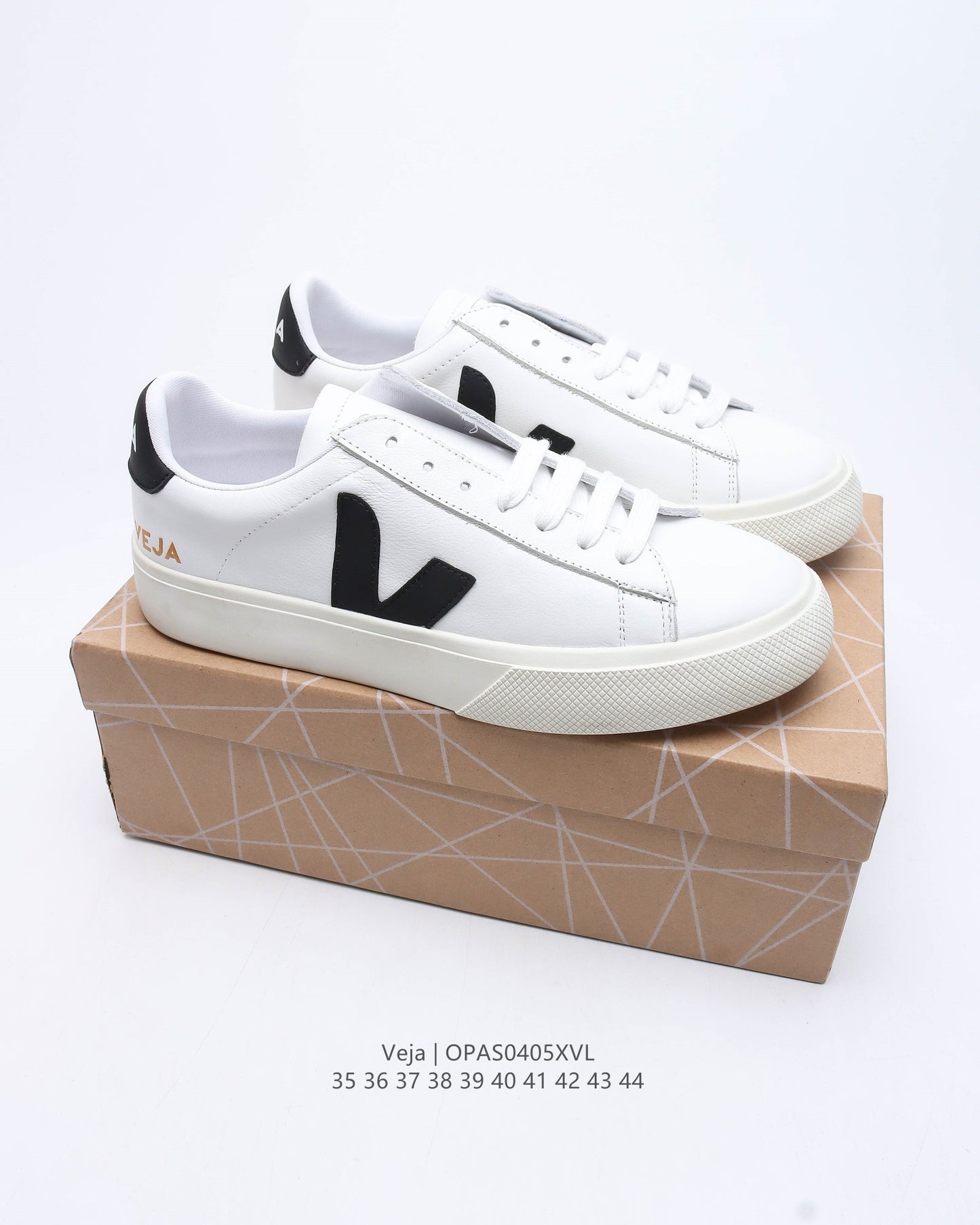Veja Campo Low Chromefree White Black