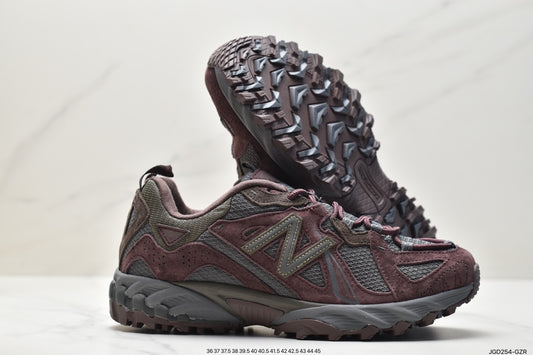 New Balance 610 Burgundy