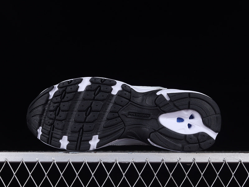 New Balance 530 White Silver Metallic