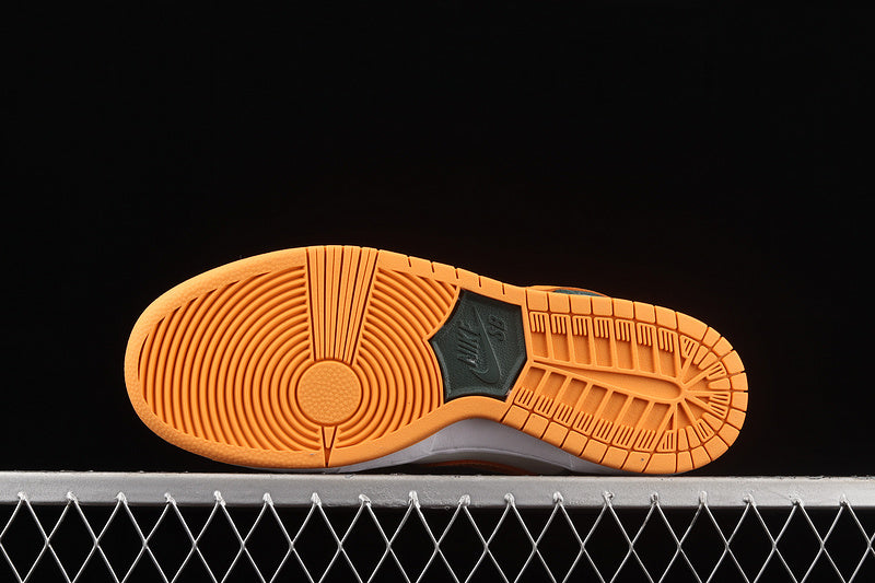 Nike SB Dunk Low Legion Pine Kumquat