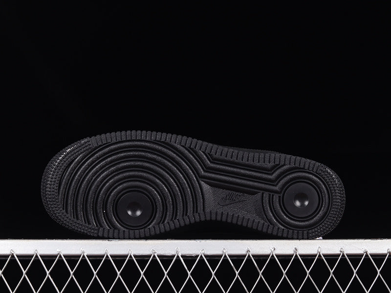 Nike Air Force 1 Low Supreme Black