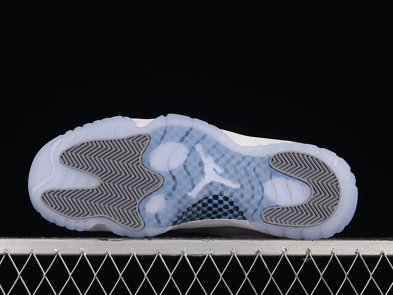 Jordan 11 Retro Low Cement Grey