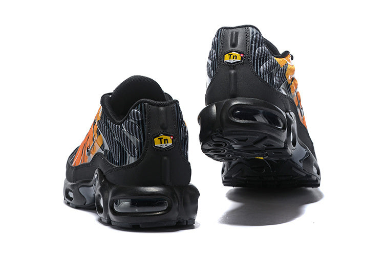Nike Air Max Plus Mercurial Black Orange