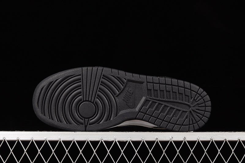 Nike Dunk Low World Champs Black White