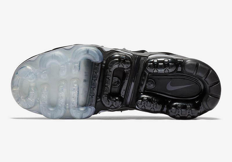 Nike Air VaporMax Plus Black White