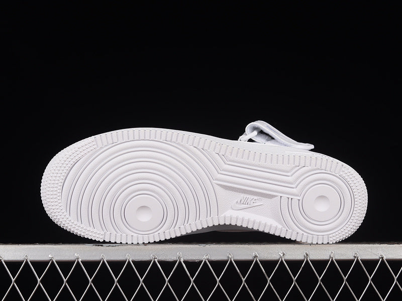 Nike Air Force 1 Mid White