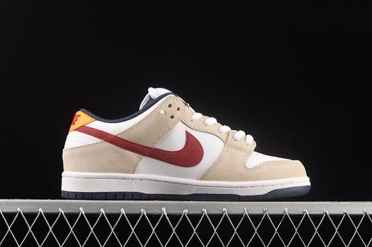 Nike SB Dunk Low Crimson