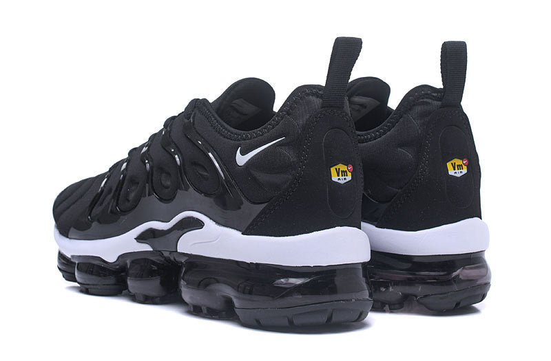 Nike Air VaporMax Plus Overbranding Black