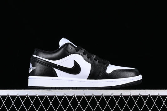 Jordan 1 Retro Low Black White Panda
