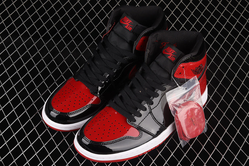 Jordan 1 Retro High Patent Bred