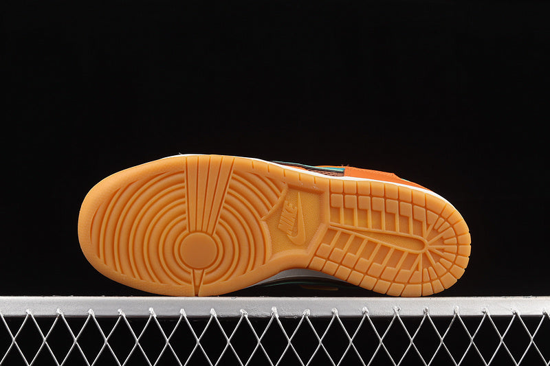 Nike Dunk Low Scrap Archeo Brown