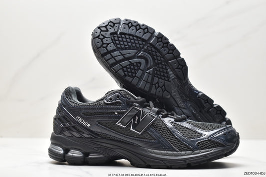 New Balance 1906R Black Metallic Silver