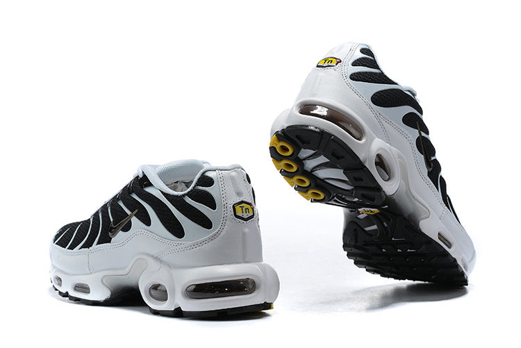 Nike Air Max Plus White Black Metallic Pewter