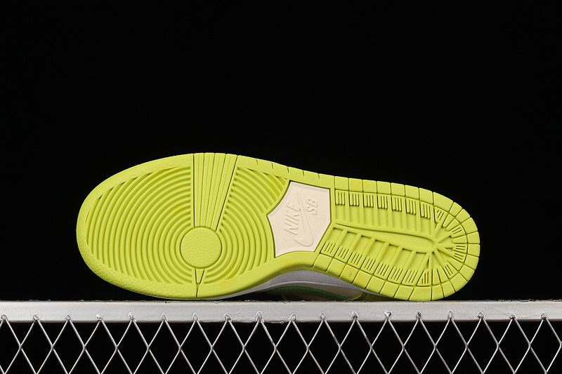 Nike SB Dunk Low Green Apple