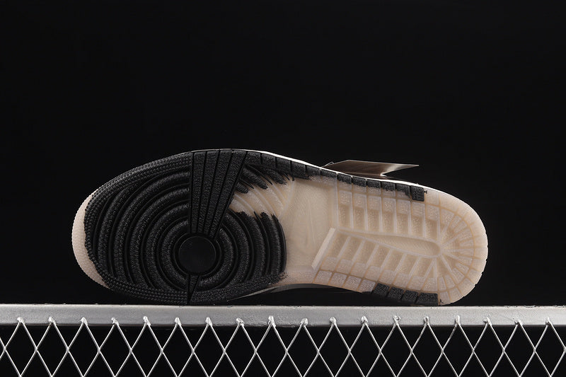 Jordan 1 Retro High Element Gore-Tex Light Bone