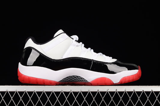 Jordan 11 Retro Low Concord Bred