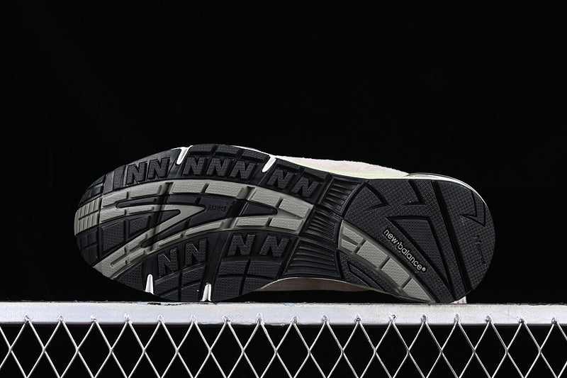 New Balance 991 Kith Grey