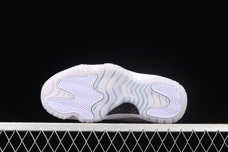Jordan 11 Retro Low Pure Violet