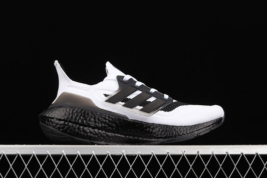 Adidas Ultra Boost 21 Oreo