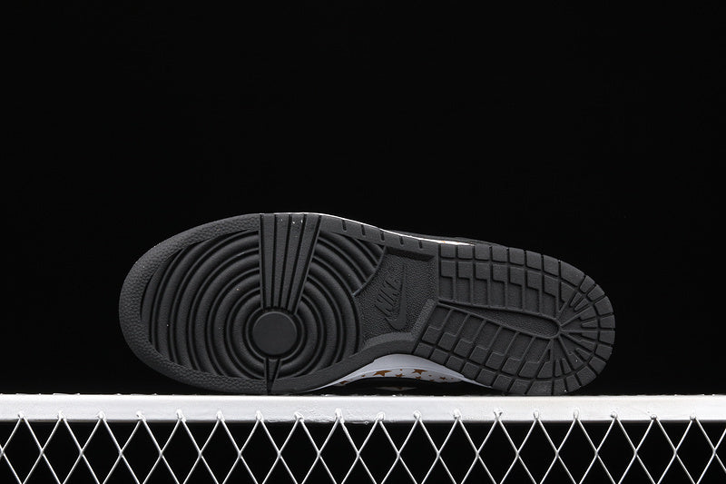 Nike SB Dunk Low Supreme Stars Black