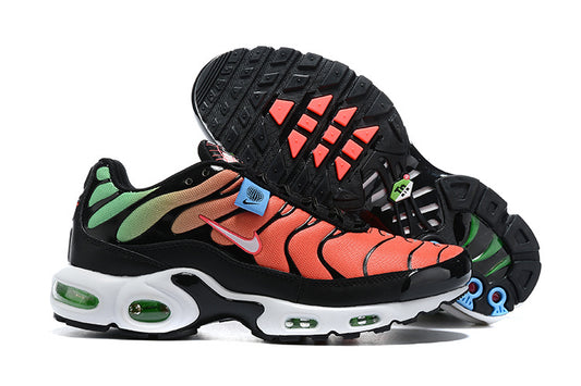 Nike Air Max Plus Worldwide Pack Crimson Green