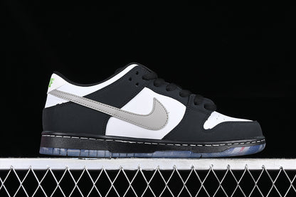 Nike SB Dunk Low Staple Panda Pigeon