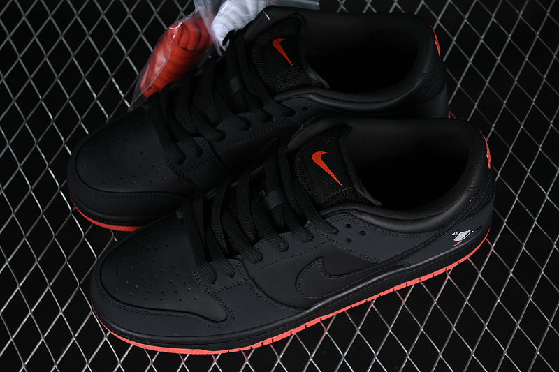 Nike SB Dunk Low Black Pigeon