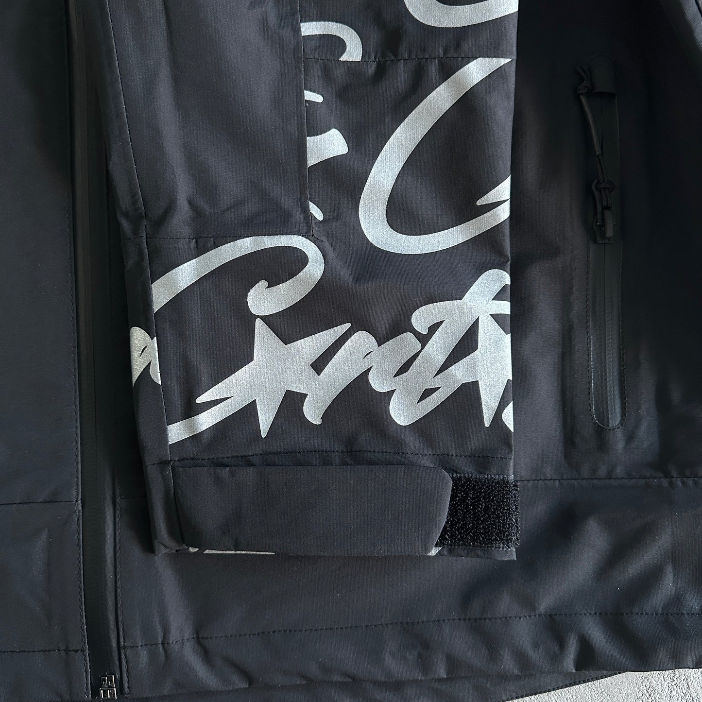 Corteiz Elitework Waterproof Shell Jacket Black