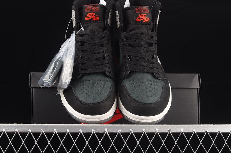 Jordan 1 Retro High Element Gore-Tex Black Particle Grey