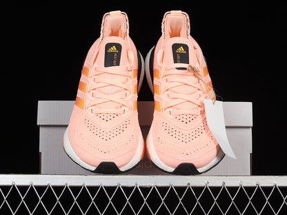 Adidas Ultra Boost 22 Heat.Rdy Light Flash Orange