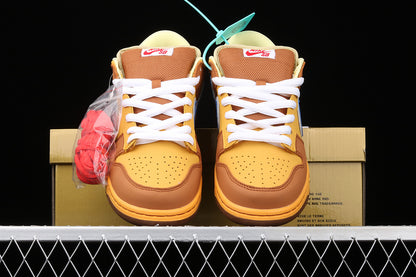Nike SB Dunk Low Newcastle Brown Ale