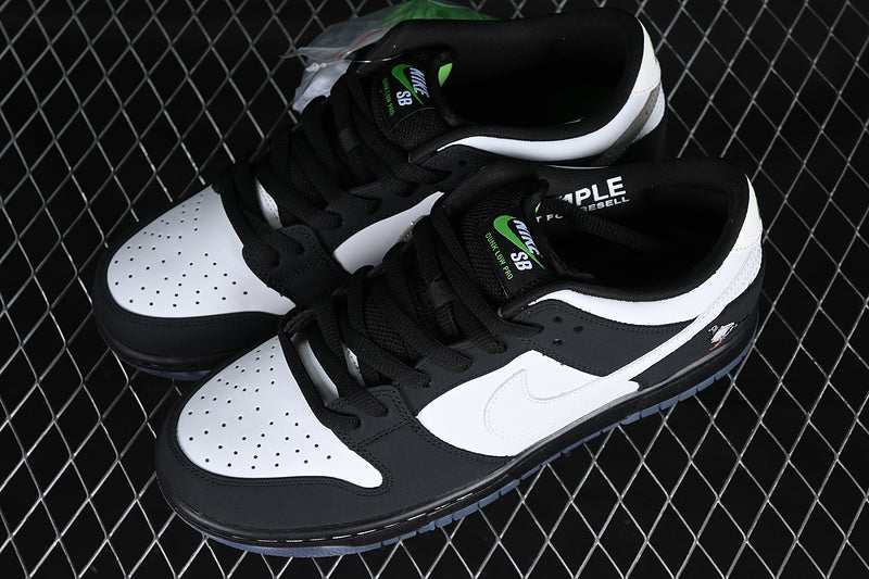 Nike SB Dunk Low Staple Panda Pigeon