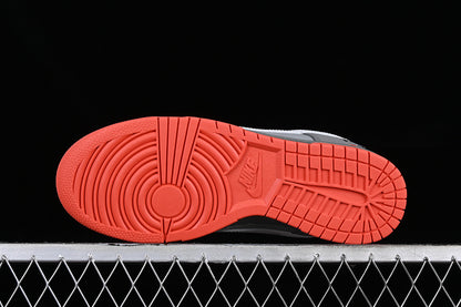 Nike SB Dunk Low Staple NYC Pigeon