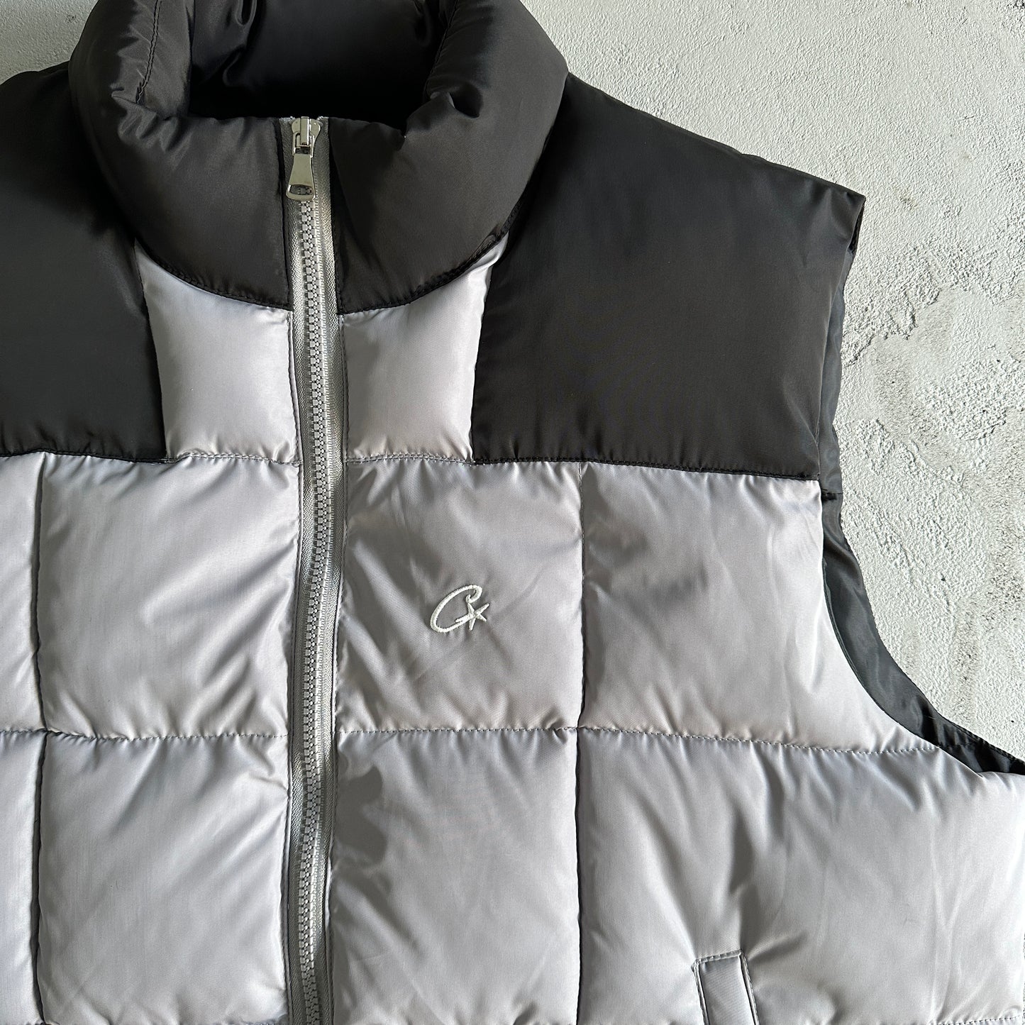 Corteiz Bolo Bodywarma Vest Grey