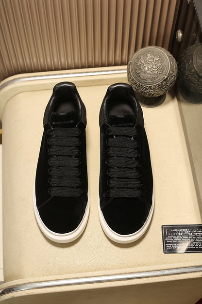 Alexander McQueen Oversized Smooth Black