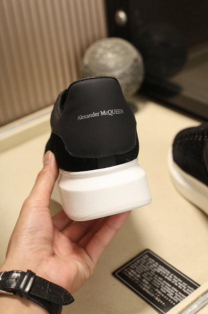 Alexander McQueen Oversized Smooth Black