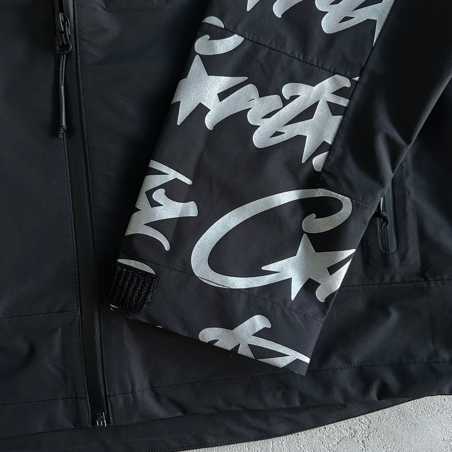 Corteiz Elitework Waterproof Shell Jacket Black